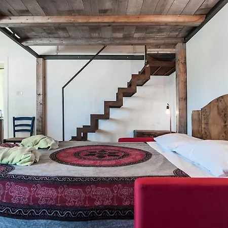 Ulysses Serapo Spiaggia Villa